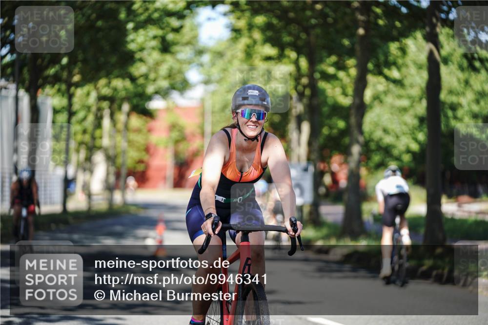09.08.2026 - GEWOBA Citytriathlon Bremen Michael Burmester http://msf.ph/oto/9946341 09.08.2026 10:54:40 Radfahren 17, 33, 87, 111, 143, 185, 195, 331, 467, 490, 514, 531 meine-sportfotos.de