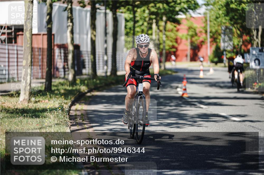 09.08.2026 - GEWOBA Citytriathlon Bremen Michael Burmester http://msf.ph/oto/9946344 09.08.2026 10:54:42 Radfahren 17, 87, 143, 185, 195, 467, 490, 514, 531 meine-sportfotos.de