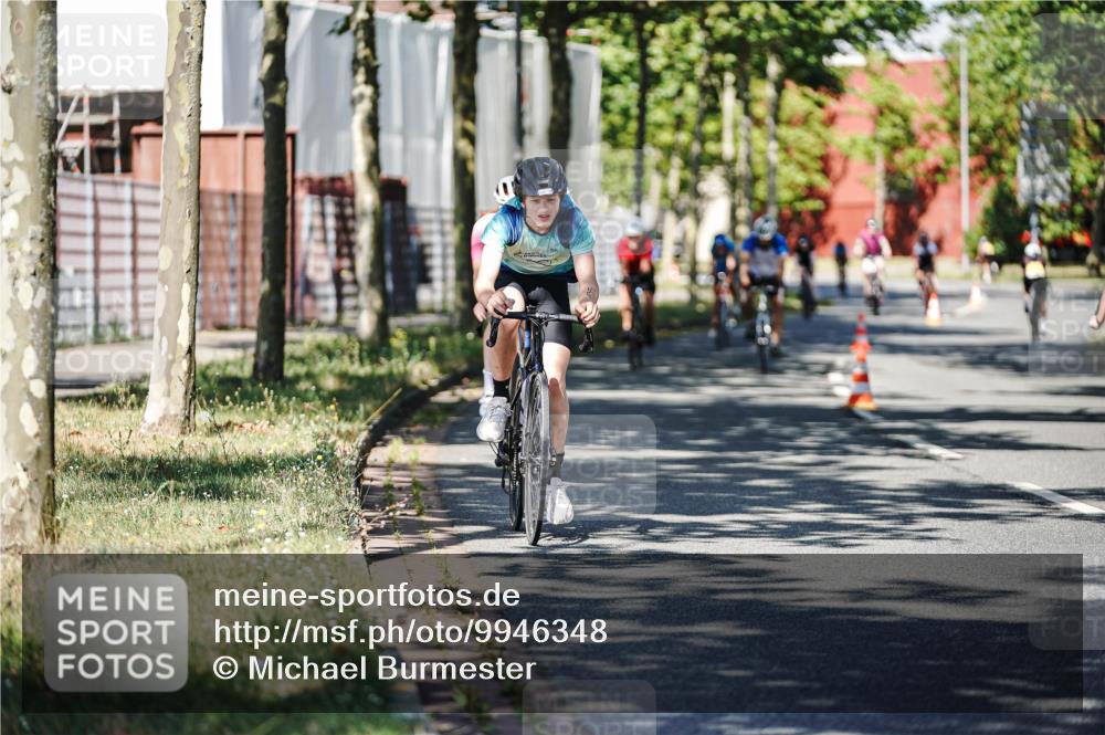 09.08.2026 - GEWOBA Citytriathlon Bremen Michael Burmester http://msf.ph/oto/9946348 09.08.2026 10:54:55 Radfahren 37, 135, 207, 303, 390, 444, 476, 513 meine-sportfotos.de