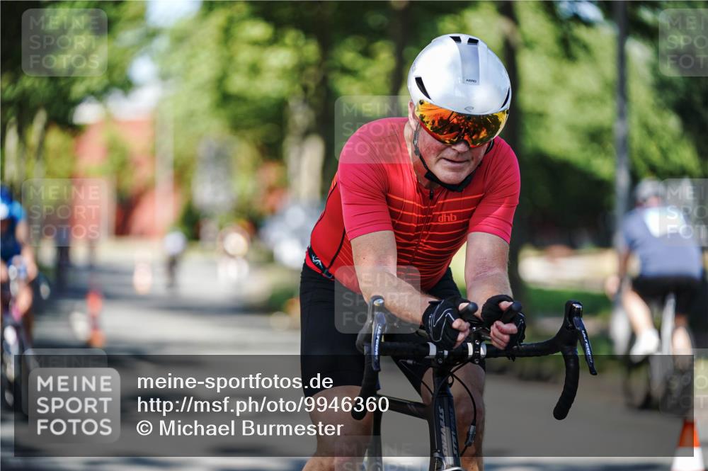 09.08.2026 - GEWOBA Citytriathlon Bremen Michael Burmester http://msf.ph/oto/9946360 09.08.2026 10:55:00 Radfahren 37, 135, 201, 207, 303, 390, 444, 471, 476, 513, 530 meine-sportfotos.de