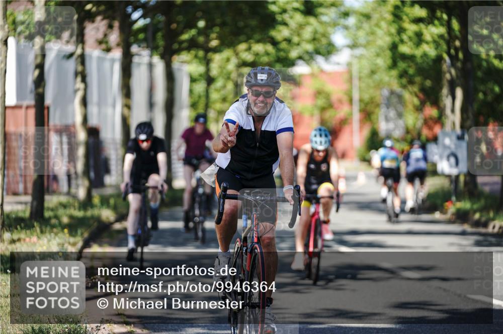 09.08.2026 - GEWOBA Citytriathlon Bremen Michael Burmester http://msf.ph/oto/9946364 09.08.2026 10:55:03 Radfahren 37, 135, 201, 207, 303, 390, 444, 471, 476, 513, 530 meine-sportfotos.de