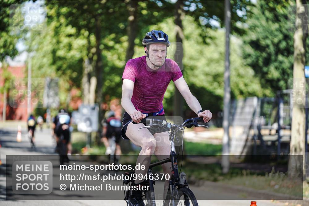 09.08.2026 - GEWOBA Citytriathlon Bremen Michael Burmester http://msf.ph/oto/9946370 09.08.2026 10:55:05 Radfahren 37, 53, 135, 169, 201, 207, 303, 390, 444, 471, 476, 513, 530 meine-sportfotos.de