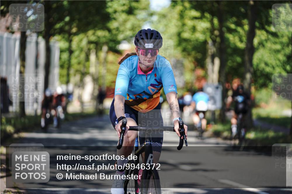 09.08.2026 - GEWOBA Citytriathlon Bremen Michael Burmester http://msf.ph/oto/9946372 09.08.2026 10:55:08 Radfahren 37, 53, 169, 187, 201, 207, 303, 390, 471, 476, 513, 530 meine-sportfotos.de