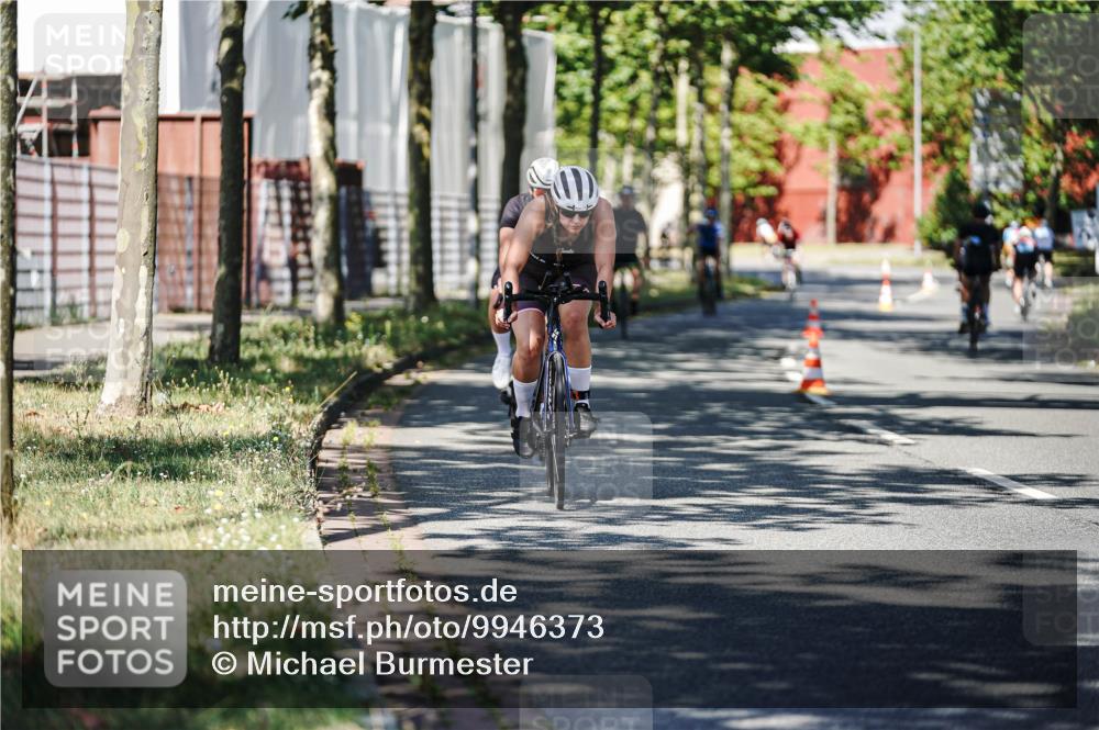 09.08.2026 - GEWOBA Citytriathlon Bremen Michael Burmester http://msf.ph/oto/9946373 09.08.2026 10:55:10 Radfahren 53, 169, 187, 201, 303, 390, 471, 513, 530 meine-sportfotos.de