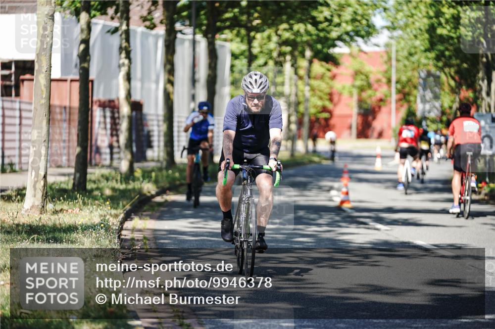 09.08.2026 - GEWOBA Citytriathlon Bremen Michael Burmester http://msf.ph/oto/9946378 09.08.2026 10:55:15 Radfahren 53, 123, 169, 187, 201, 471, 530 meine-sportfotos.de