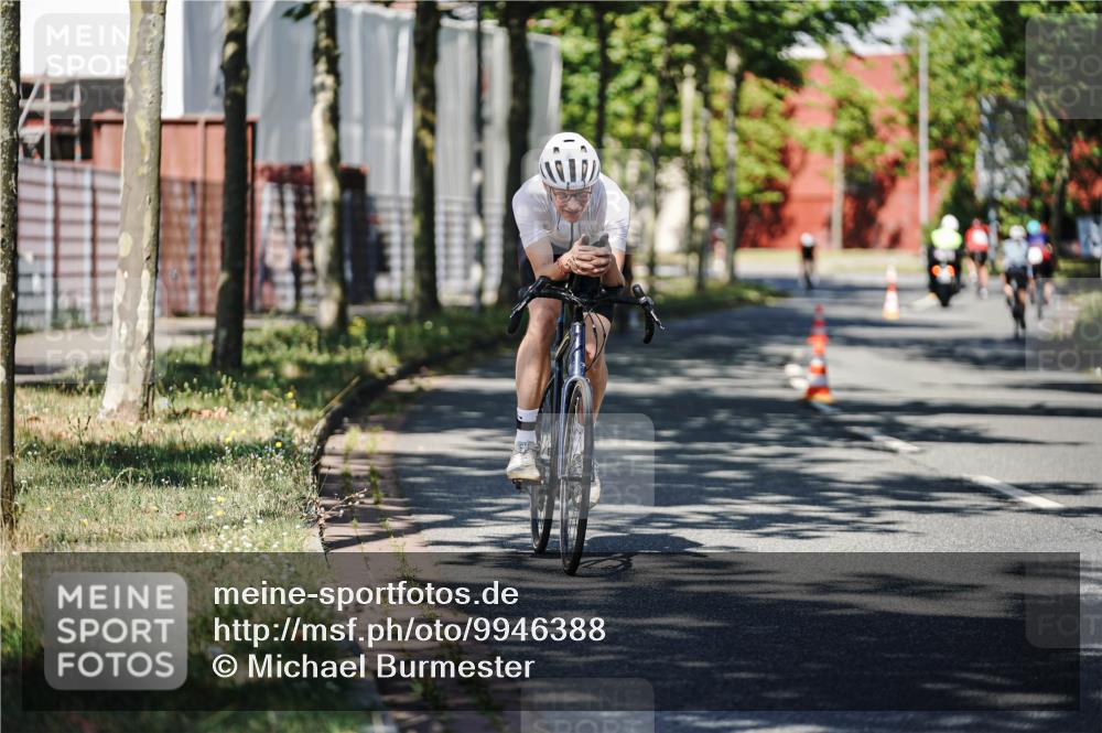 09.08.2026 - GEWOBA Citytriathlon Bremen Michael Burmester http://msf.ph/oto/9946388 09.08.2026 10:55:23 Radfahren 53, 123, 169, 187, 237, 527 meine-sportfotos.de