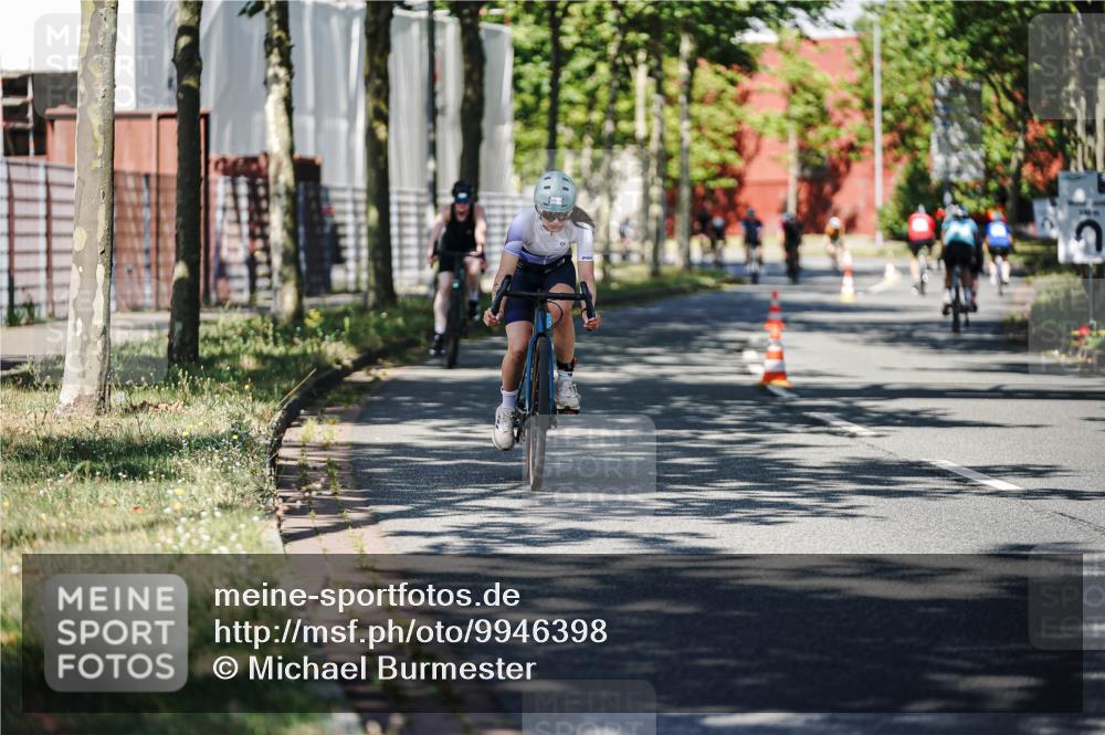 09.08.2026 - GEWOBA Citytriathlon Bremen Michael Burmester http://msf.ph/oto/9946398 09.08.2026 10:55:38 Radfahren 119, 426, 440, 488, 527 meine-sportfotos.de