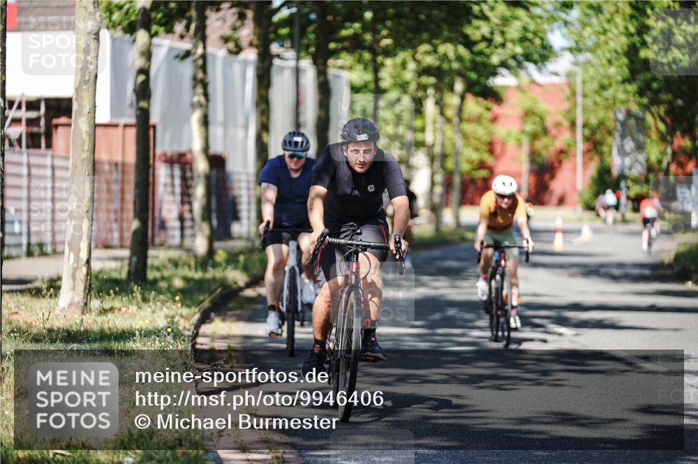 09.08.2026 - GEWOBA Citytriathlon Bremen Michael Burmester http://msf.ph/oto/9946406 09.08.2026 10:55:48 Radfahren 31, 45, 93, 119, 155, 157, 426, 440, 494 meine-sportfotos.de