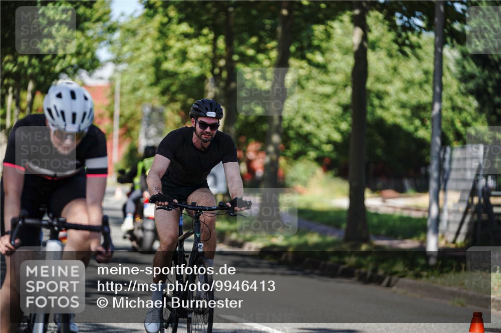 09.08.2026 - GEWOBA Citytriathlon Bremen Michael Burmester http://msf.ph/oto/9946413 09.08.2026 10:55:52 Radfahren 31, 41, 45, 93, 119, 155, 157, 211, 440, 487, 491, 494 meine-sportfotos.de