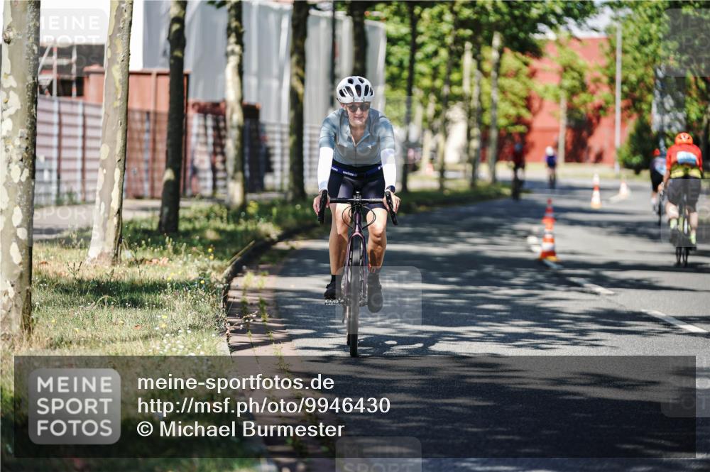 09.08.2026 - GEWOBA Citytriathlon Bremen Michael Burmester http://msf.ph/oto/9946430 09.08.2026 10:56:06 Radfahren 41, 89, 109, 211, 487, 491 meine-sportfotos.de