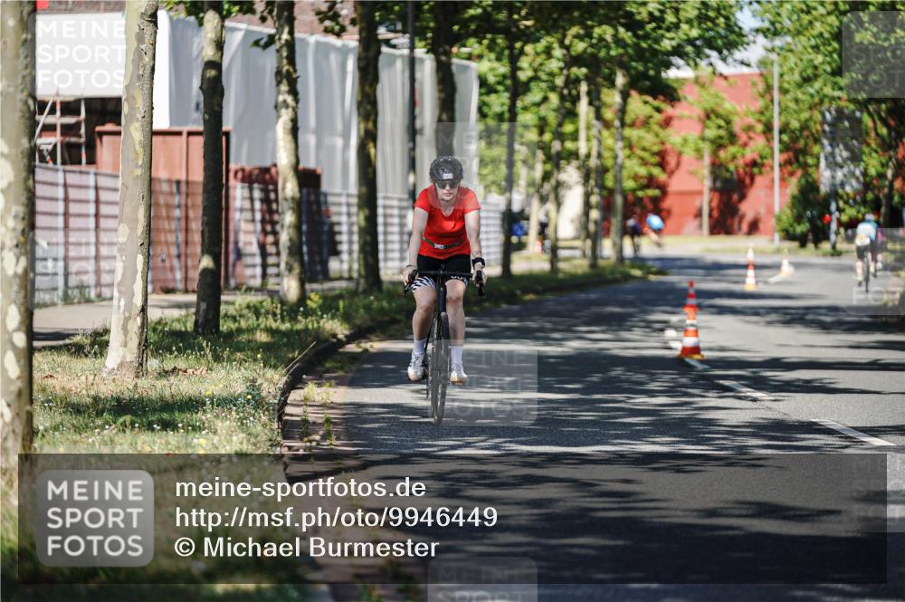 09.08.2026 - GEWOBA Citytriathlon Bremen Michael Burmester http://msf.ph/oto/9946449 09.08.2026 10:56:31 Radfahren 67, 163, 217, 225 meine-sportfotos.de