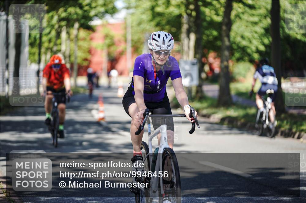 09.08.2026 - GEWOBA Citytriathlon Bremen Michael Burmester http://msf.ph/oto/9946456 09.08.2026 10:56:49 Radfahren 75, 113, 147, 149, 480, 504 meine-sportfotos.de