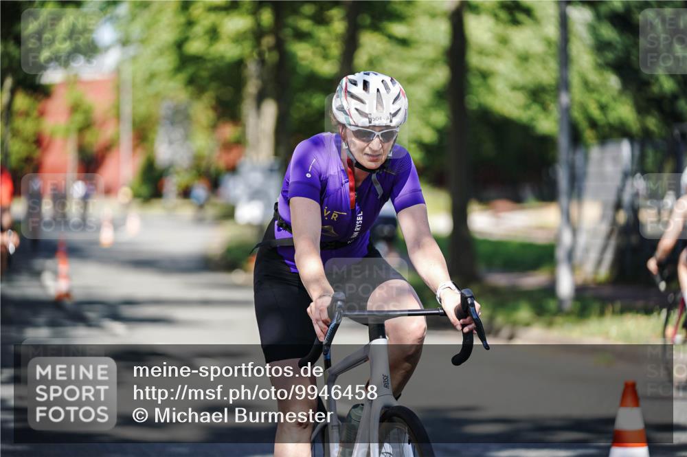 09.08.2026 - GEWOBA Citytriathlon Bremen Michael Burmester http://msf.ph/oto/9946458 09.08.2026 10:56:49 Radfahren 75, 113, 147, 149, 480, 504 meine-sportfotos.de