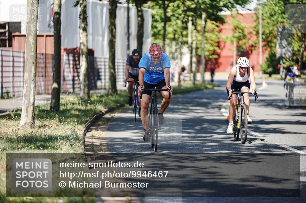 09.08.2026 - GEWOBA Citytriathlon Bremen Michael Burmester http://msf.ph/oto/9946467 09.08.2026 10:57:00 Radfahren 35, 75, 85, 113, 149, 399, 460, 480 meine-sportfotos.de
