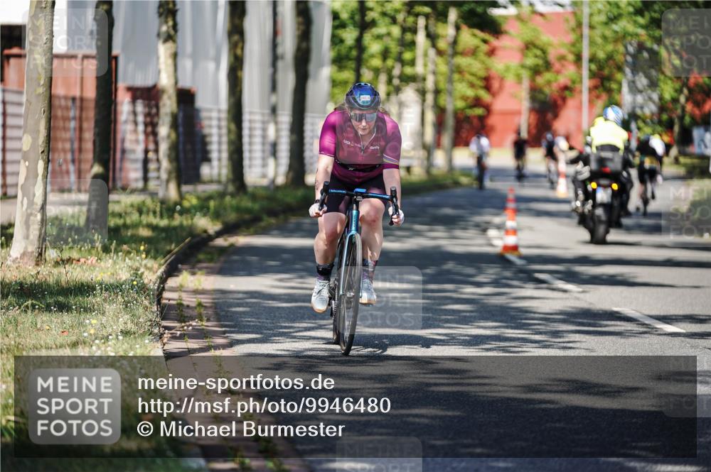 09.08.2026 - GEWOBA Citytriathlon Bremen Michael Burmester http://msf.ph/oto/9946480 09.08.2026 10:57:14 Radfahren 183, 191, 243, 281, 361 meine-sportfotos.de