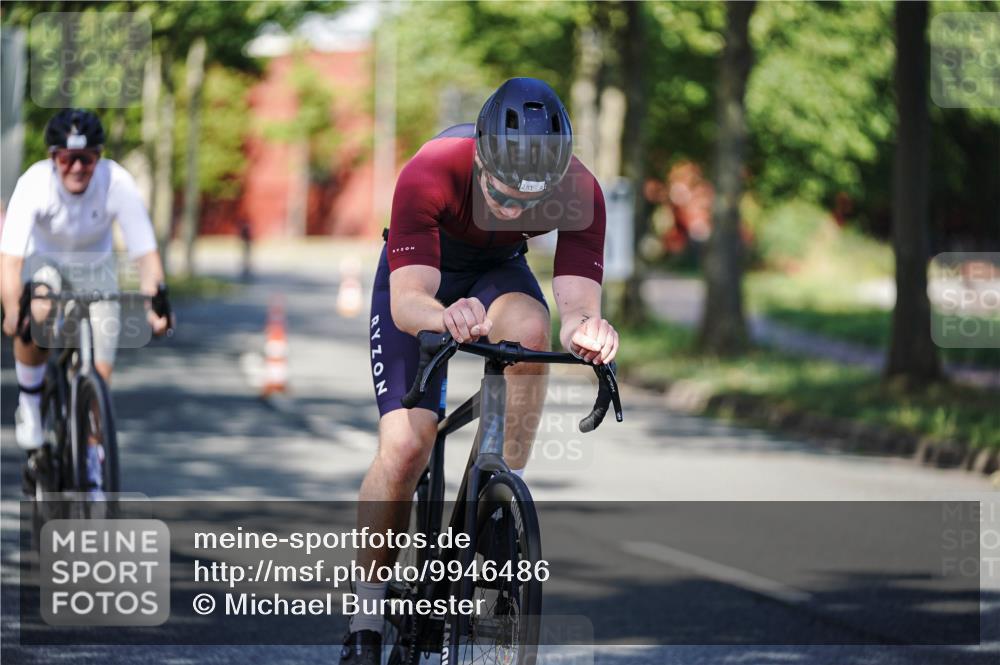 09.08.2026 - GEWOBA Citytriathlon Bremen Michael Burmester http://msf.ph/oto/9946486 09.08.2026 10:57:23 Radfahren 183, 191, 205, 281 meine-sportfotos.de