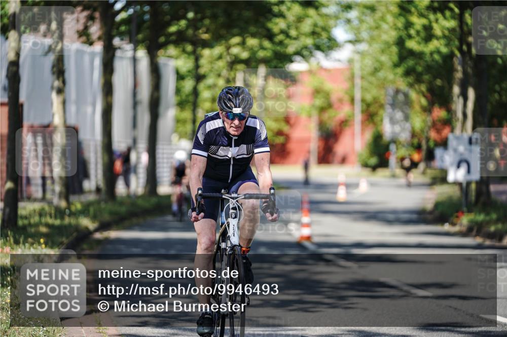 09.08.2026 - GEWOBA Citytriathlon Bremen Michael Burmester http://msf.ph/oto/9946493 09.08.2026 10:57:36 Radfahren 117, 205, 451, 462 meine-sportfotos.de