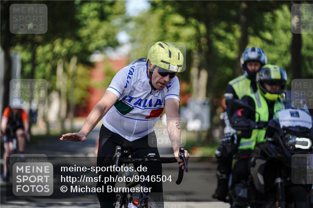 09.08.2026 - GEWOBA Citytriathlon Bremen Michael Burmester http://msf.ph/oto/9946504 09.08.2026 10:57:54 Radfahren 171, 434, 446, 462 meine-sportfotos.de