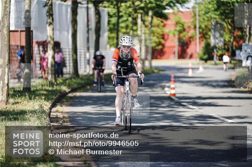09.08.2026 - GEWOBA Citytriathlon Bremen Michael Burmester http://msf.ph/oto/9946505 09.08.2026 10:57:55 Radfahren 171, 434, 446, 462 meine-sportfotos.de