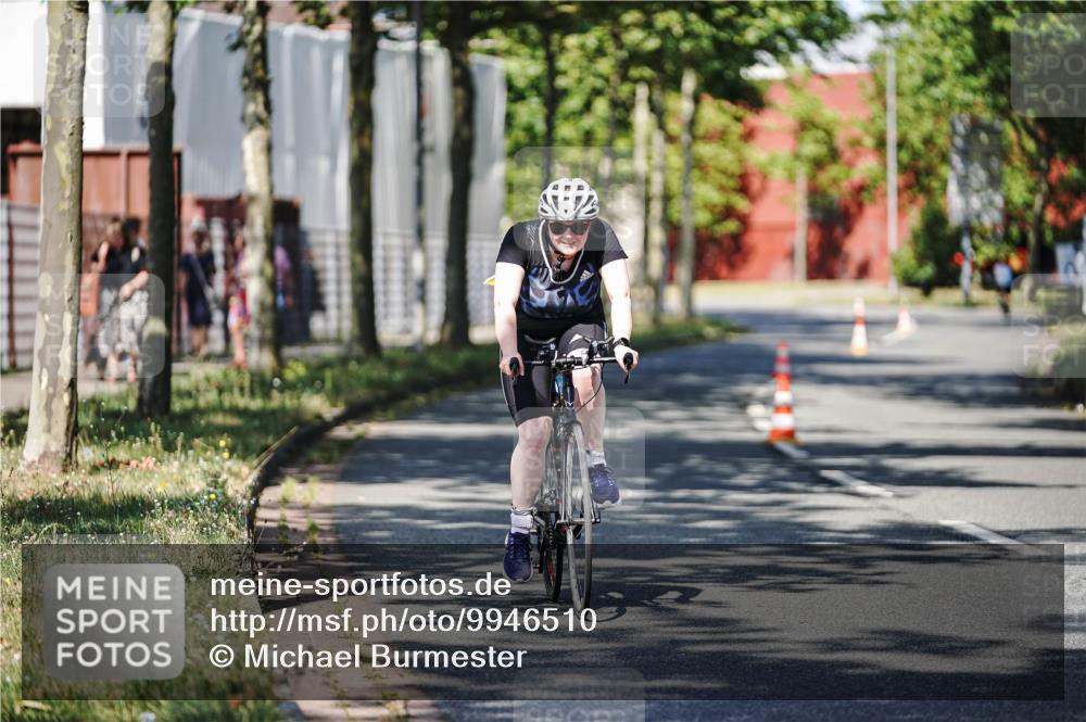 09.08.2026 - GEWOBA Citytriathlon Bremen Michael Burmester http://msf.ph/oto/9946510 09.08.2026 10:57:58 Radfahren 171, 434, 446 meine-sportfotos.de