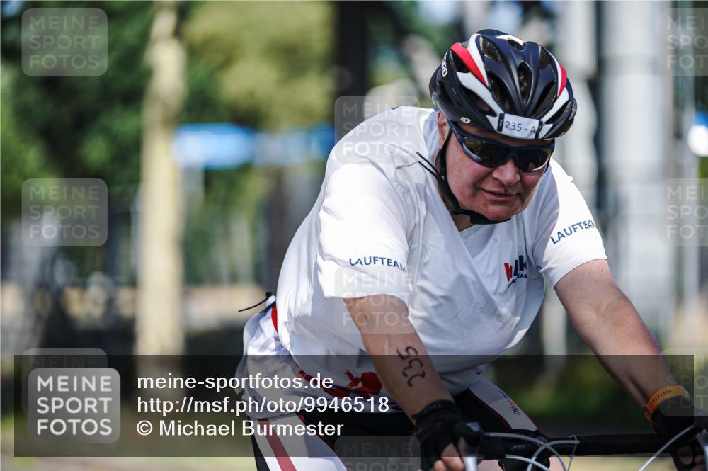 09.08.2026 - GEWOBA Citytriathlon Bremen Michael Burmester http://msf.ph/oto/9946518 09.08.2026 10:58:37 Radfahren 235 meine-sportfotos.de