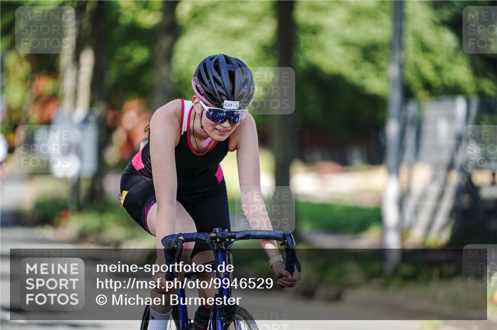 09.08.2026 - GEWOBA Citytriathlon Bremen Michael Burmester http://msf.ph/oto/9946529 09.08.2026 10:59:18 Radfahren 5, 115, 245, 429, 466, 499 meine-sportfotos.de