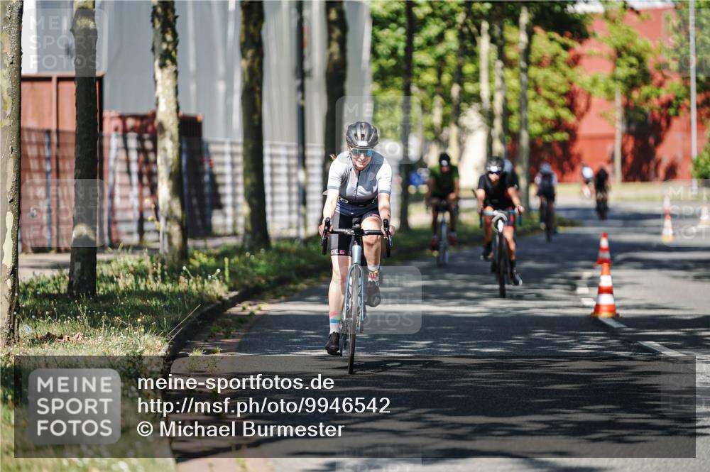 09.08.2026 - GEWOBA Citytriathlon Bremen Michael Burmester http://msf.ph/oto/9946542 09.08.2026 11:00:34 Radfahren 73, 91, 161, 165, 415, 424, 425 meine-sportfotos.de