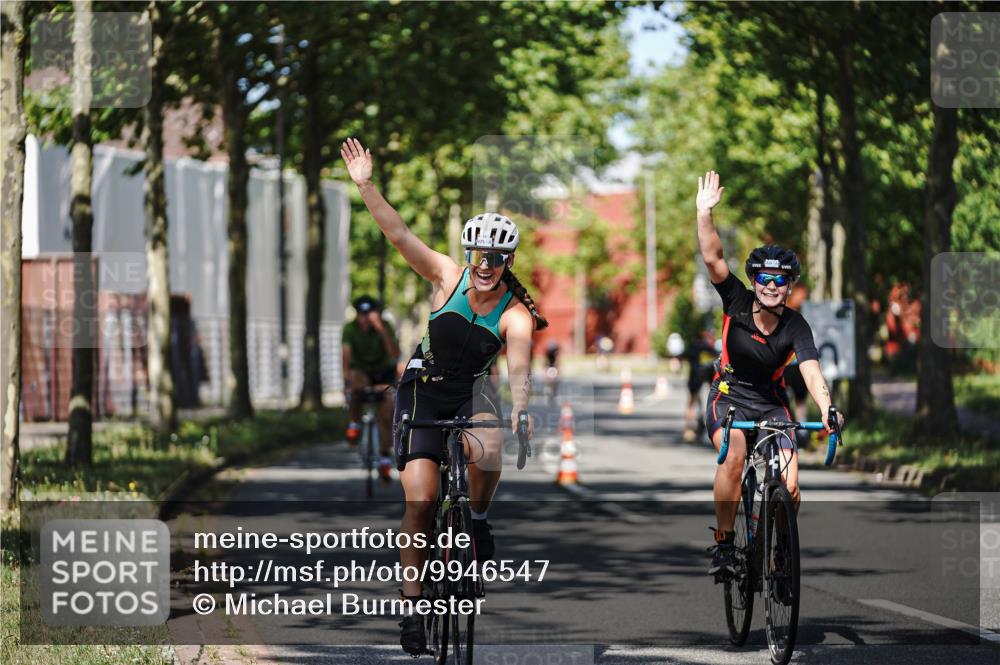 09.08.2026 - GEWOBA Citytriathlon Bremen Michael Burmester http://msf.ph/oto/9946547 09.08.2026 11:00:37 Radfahren 73, 91, 127, 161, 165, 415, 424, 425 meine-sportfotos.de