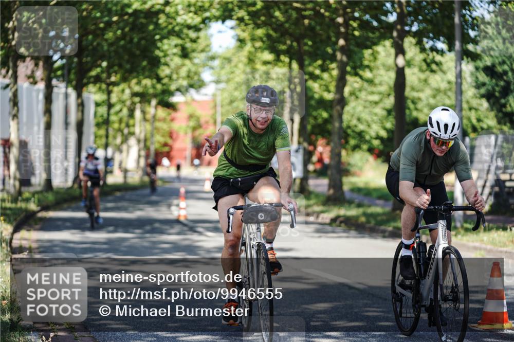 09.08.2026 - GEWOBA Citytriathlon Bremen Michael Burmester http://msf.ph/oto/9946555 09.08.2026 11:00:39 Radfahren 73, 91, 127, 161, 165, 415, 424, 425 meine-sportfotos.de