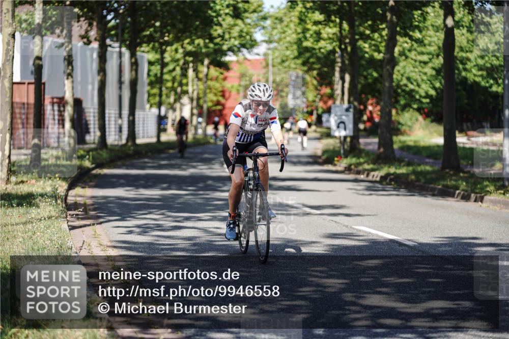 09.08.2026 - GEWOBA Citytriathlon Bremen Michael Burmester http://msf.ph/oto/9946558 09.08.2026 11:00:41 Radfahren 73, 91, 127, 161, 165, 424, 425 meine-sportfotos.de