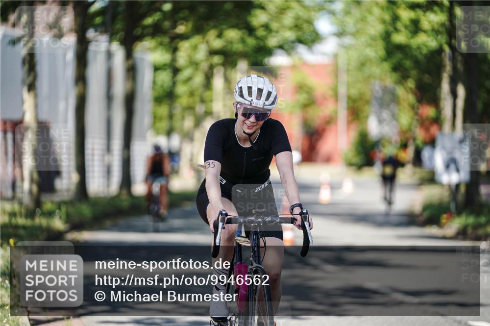 09.08.2026 - GEWOBA Citytriathlon Bremen Michael Burmester http://msf.ph/oto/9946562 09.08.2026 11:00:51 Radfahren 69, 127, 435 meine-sportfotos.de