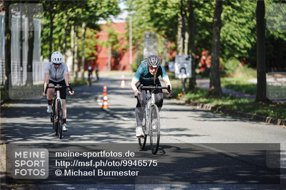 09.08.2026 - GEWOBA Citytriathlon Bremen Michael Burmester http://msf.ph/oto/9946575 09.08.2026 11:01:12 Radfahren 77, 78, 197, 420, 422 meine-sportfotos.de