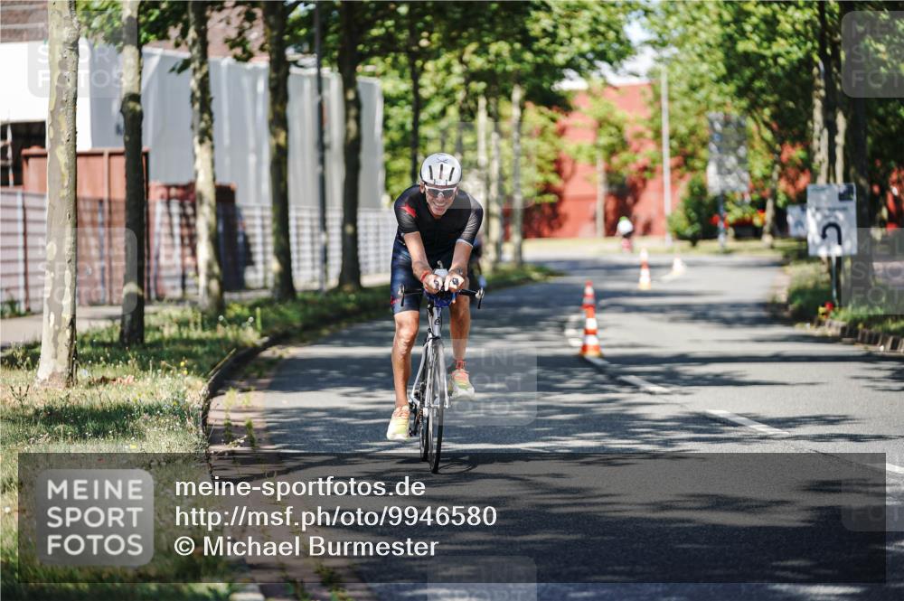 09.08.2026 - GEWOBA Citytriathlon Bremen Michael Burmester http://msf.ph/oto/9946580 09.08.2026 11:01:19 Radfahren 78, 197, 203, 422 meine-sportfotos.de