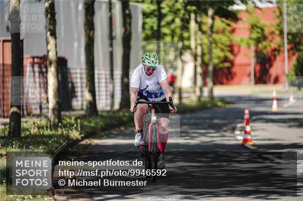 09.08.2026 - GEWOBA Citytriathlon Bremen Michael Burmester http://msf.ph/oto/9946592 09.08.2026 11:01:53 Radfahren 9, 469 meine-sportfotos.de