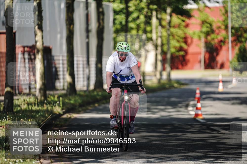 09.08.2026 - GEWOBA Citytriathlon Bremen Michael Burmester http://msf.ph/oto/9946593 09.08.2026 11:01:53 Radfahren 9, 469 meine-sportfotos.de