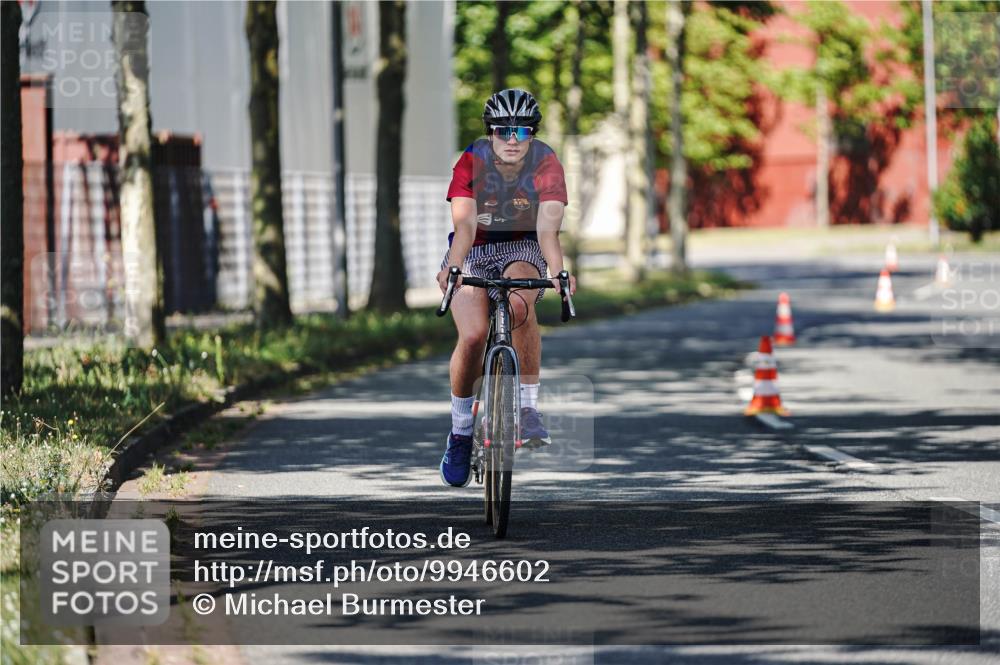 09.08.2026 - GEWOBA Citytriathlon Bremen Michael Burmester http://msf.ph/oto/9946602 09.08.2026 11:03:53 Radfahren 525 meine-sportfotos.de
