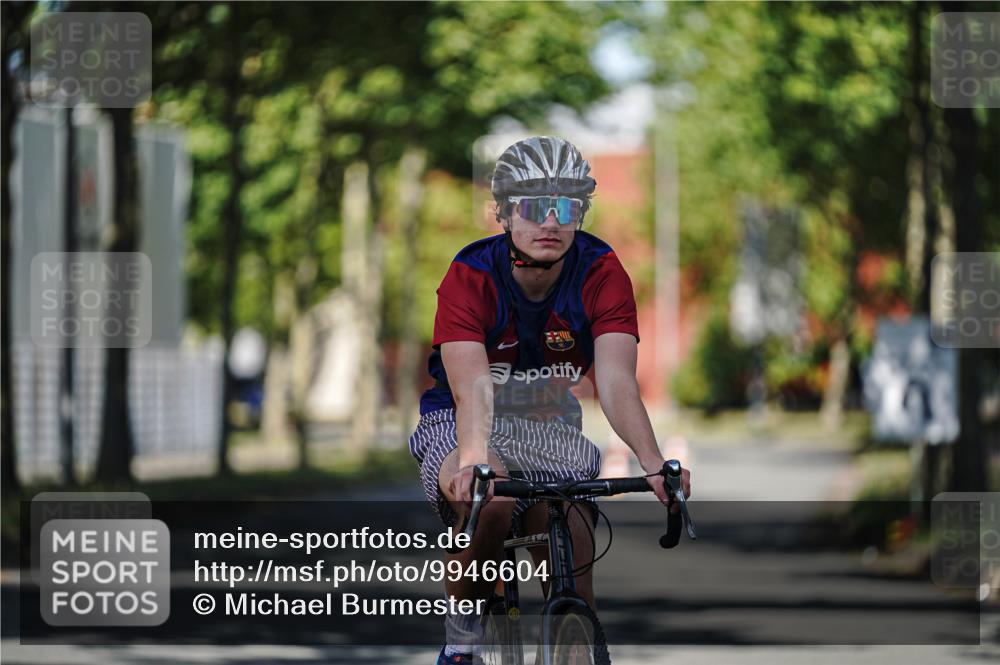09.08.2026 - GEWOBA Citytriathlon Bremen Michael Burmester http://msf.ph/oto/9946604 09.08.2026 11:03:54 Radfahren 525 meine-sportfotos.de