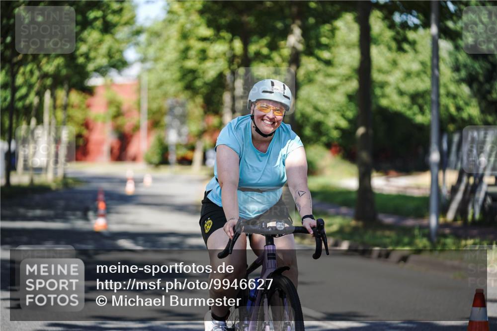 09.08.2026 - GEWOBA Citytriathlon Bremen Michael Burmester http://msf.ph/oto/9946627 09.08.2026 11:18:52 Radfahren 450 meine-sportfotos.de