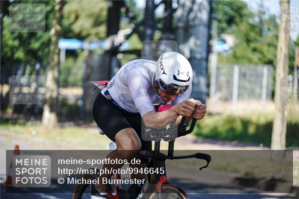 09.08.2026 - GEWOBA Citytriathlon Bremen Michael Burmester http://msf.ph/oto/9946645 09.08.2026 11:59:24 Radfahren 684 meine-sportfotos.de