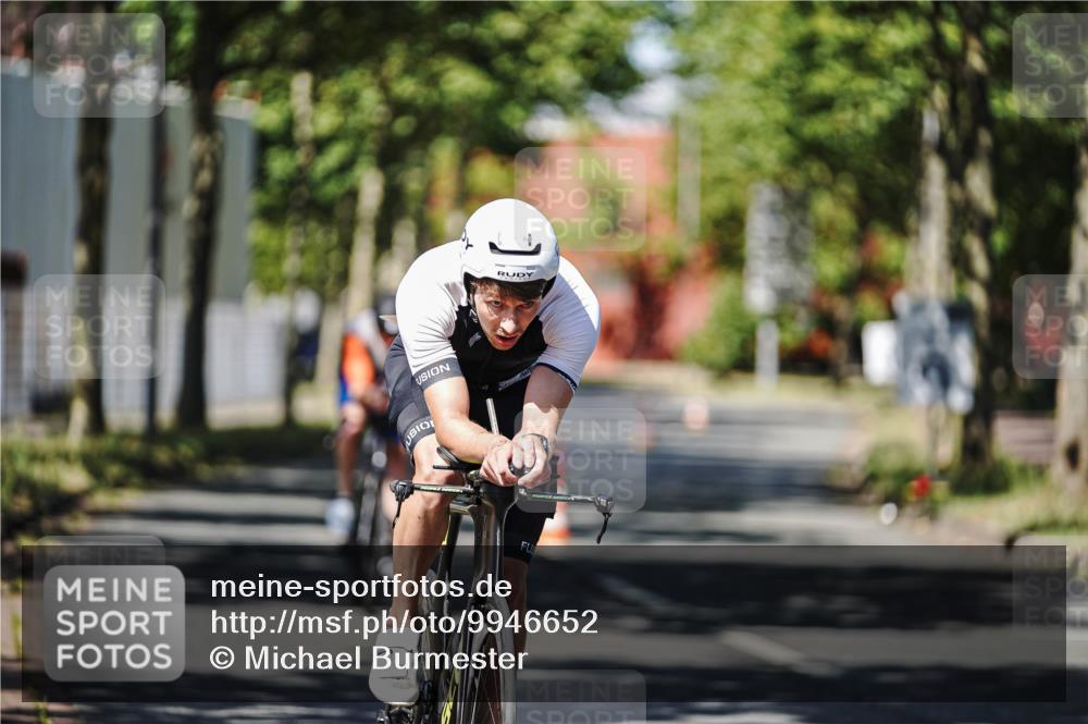 09.08.2026 - GEWOBA Citytriathlon Bremen Michael Burmester http://msf.ph/oto/9946652 09.08.2026 12:02:55 Radfahren 579, 650 meine-sportfotos.de