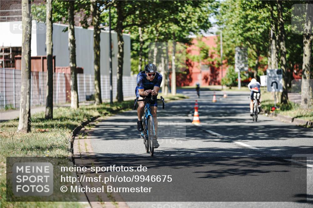 09.08.2026 - GEWOBA Citytriathlon Bremen Michael Burmester http://msf.ph/oto/9946675 09.08.2026 12:04:45 Radfahren 667, 682 meine-sportfotos.de