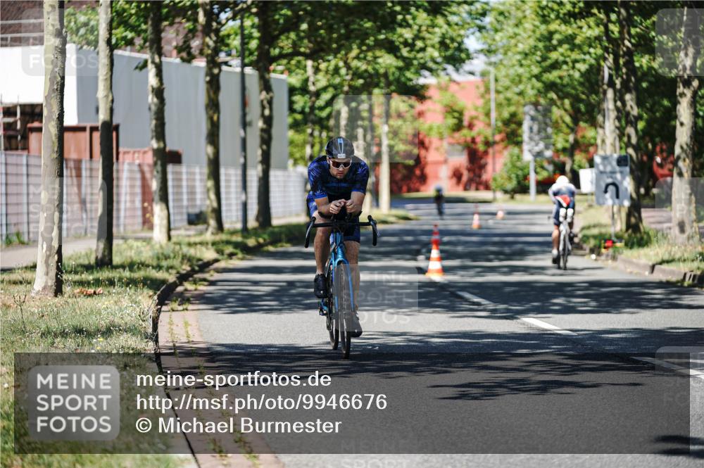 09.08.2026 - GEWOBA Citytriathlon Bremen Michael Burmester http://msf.ph/oto/9946676 09.08.2026 12:04:45 Radfahren 667, 682 meine-sportfotos.de