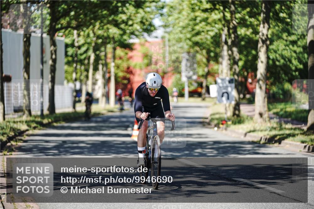 09.08.2026 - GEWOBA Citytriathlon Bremen Michael Burmester http://msf.ph/oto/9946690 09.08.2026 12:05:28 Radfahren 560, 562, 757, 1110 meine-sportfotos.de