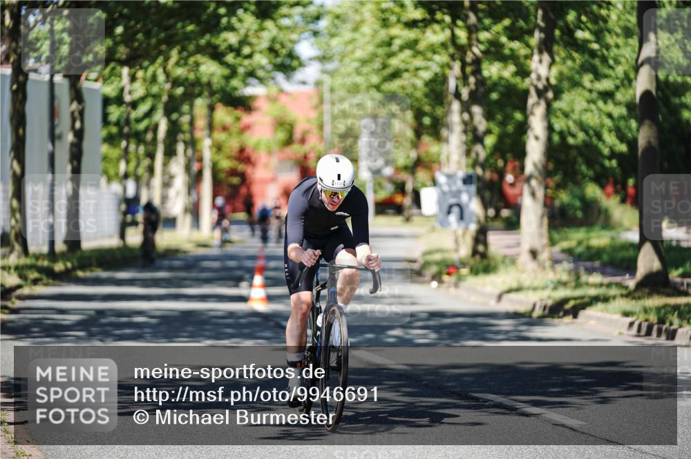 09.08.2026 - GEWOBA Citytriathlon Bremen Michael Burmester http://msf.ph/oto/9946691 09.08.2026 12:05:28 Radfahren 560, 562, 757, 1110 meine-sportfotos.de