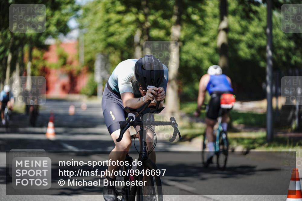 09.08.2026 - GEWOBA Citytriathlon Bremen Michael Burmester http://msf.ph/oto/9946697 09.08.2026 12:05:33 Radfahren 541, 560, 562, 623, 695, 696, 757, 1110 meine-sportfotos.de