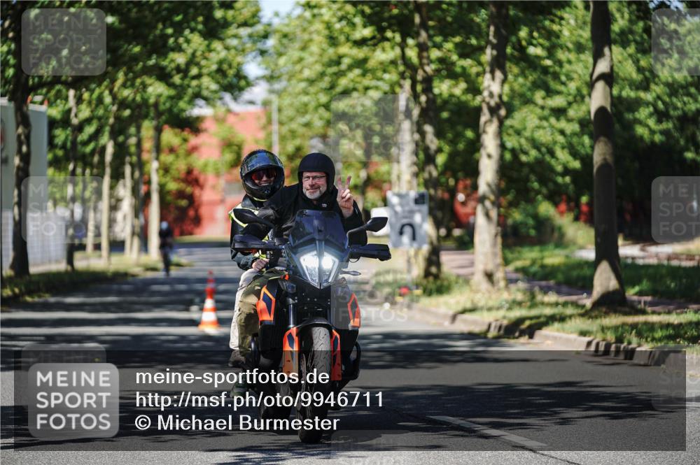 09.08.2026 - GEWOBA Citytriathlon Bremen Michael Burmester http://msf.ph/oto/9946711 09.08.2026 12:05:49 Radfahren 541, 623, 695, 696 meine-sportfotos.de