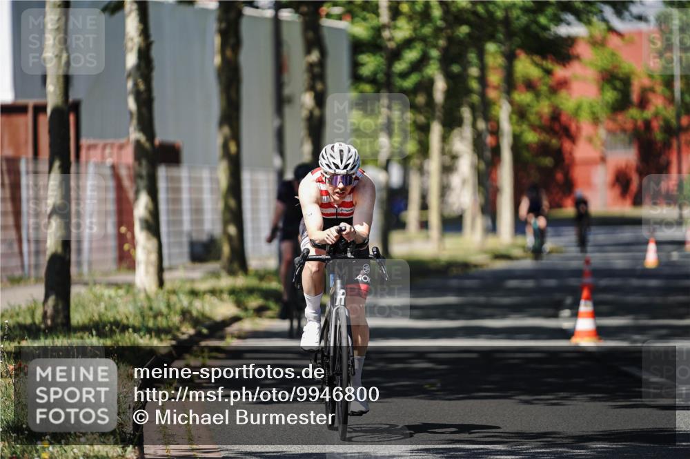 09.08.2026 - GEWOBA Citytriathlon Bremen Michael Burmester http://msf.ph/oto/9946800 09.08.2026 12:08:21 Radfahren 548, 601, 671 meine-sportfotos.de