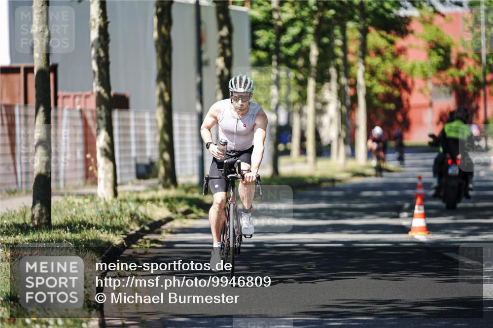 09.08.2026 - GEWOBA Citytriathlon Bremen Michael Burmester http://msf.ph/oto/9946809 09.08.2026 12:08:34 Radfahren 548, 558, 601, 602, 620 meine-sportfotos.de