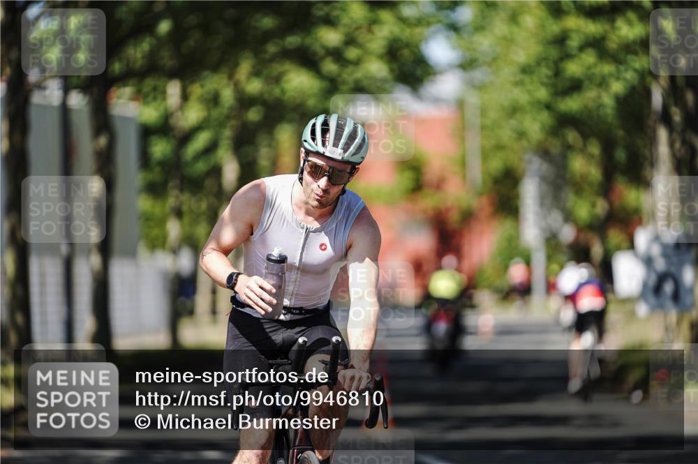 09.08.2026 - GEWOBA Citytriathlon Bremen Michael Burmester http://msf.ph/oto/9946810 09.08.2026 12:08:35 Radfahren 548, 558, 601, 602, 620 meine-sportfotos.de
