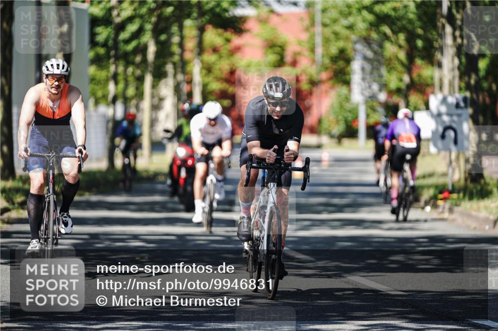09.08.2026 - GEWOBA Citytriathlon Bremen Michael Burmester http://msf.ph/oto/9946831 09.08.2026 12:09:05 Radfahren 607, 630, 654, 699, 700, 858, 1121 meine-sportfotos.de